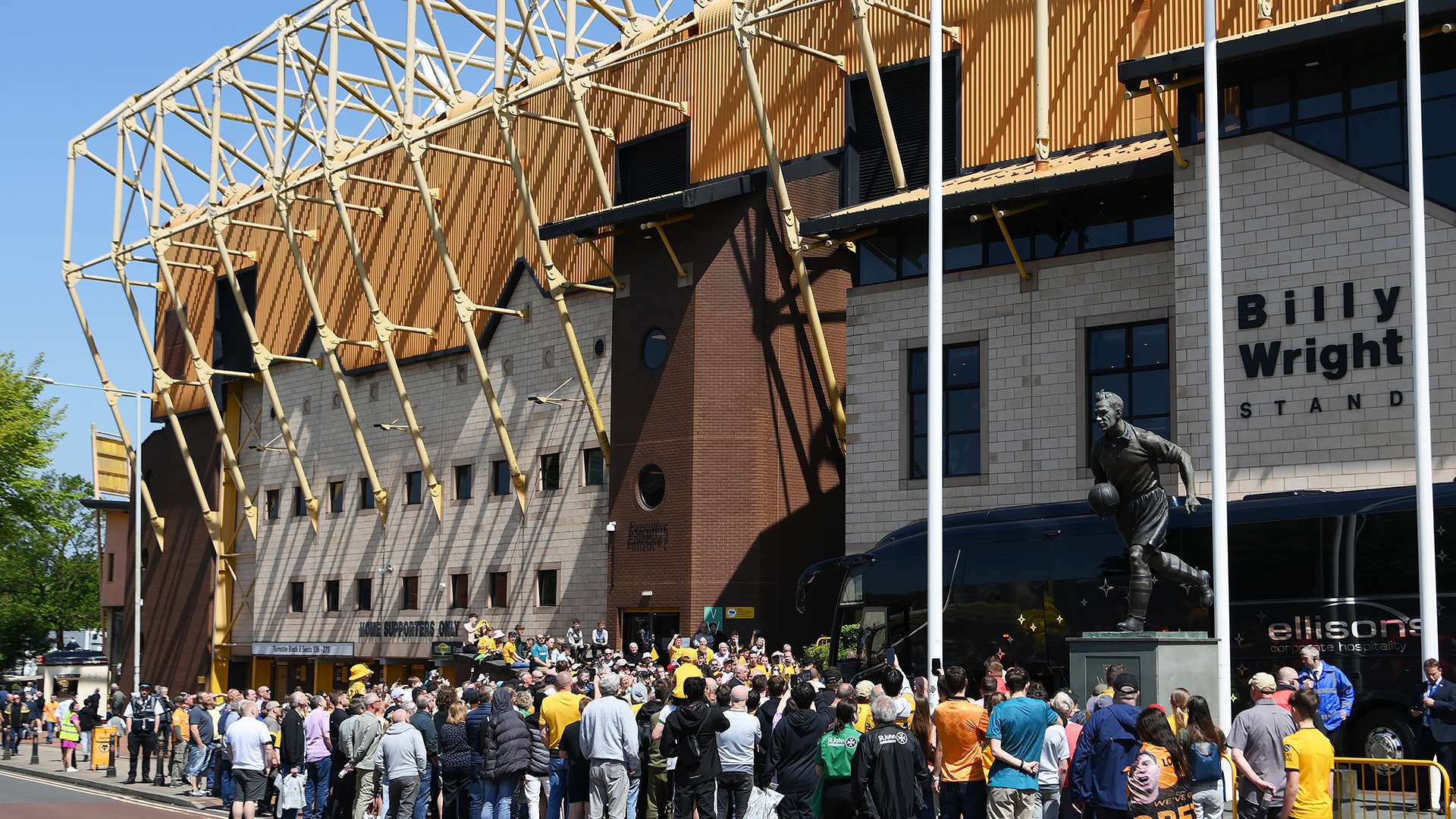 他强调进攻 他强调进攻